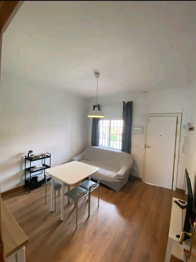 Alquiler de piso en Castelldefels por 790 €